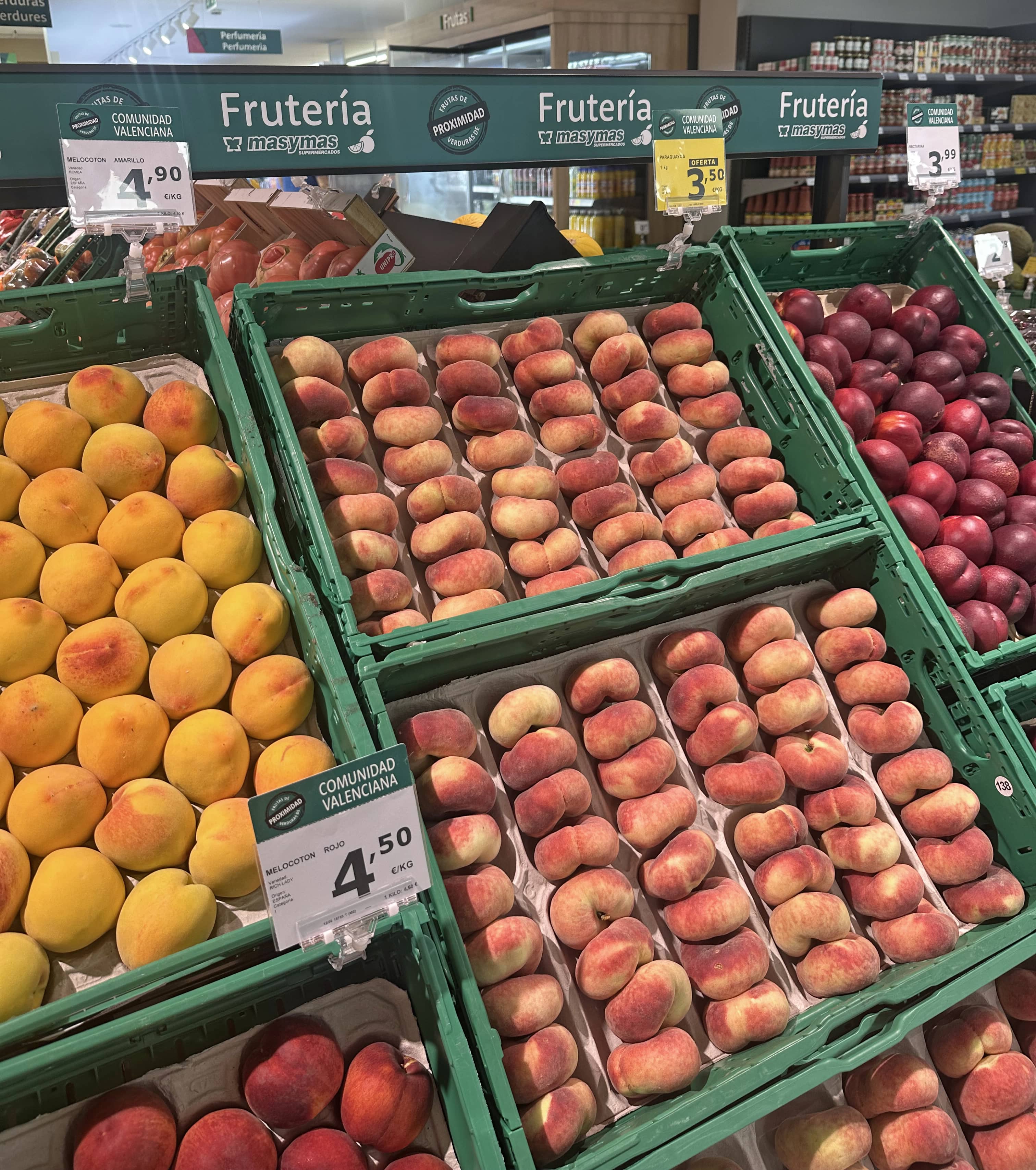 Masymas Supermercados (Juan Fornés Fornés) comprará 450 toneladas de fruta de verano a productores de la Comunidad Valenciana para reforzar su apuesta por el producto local